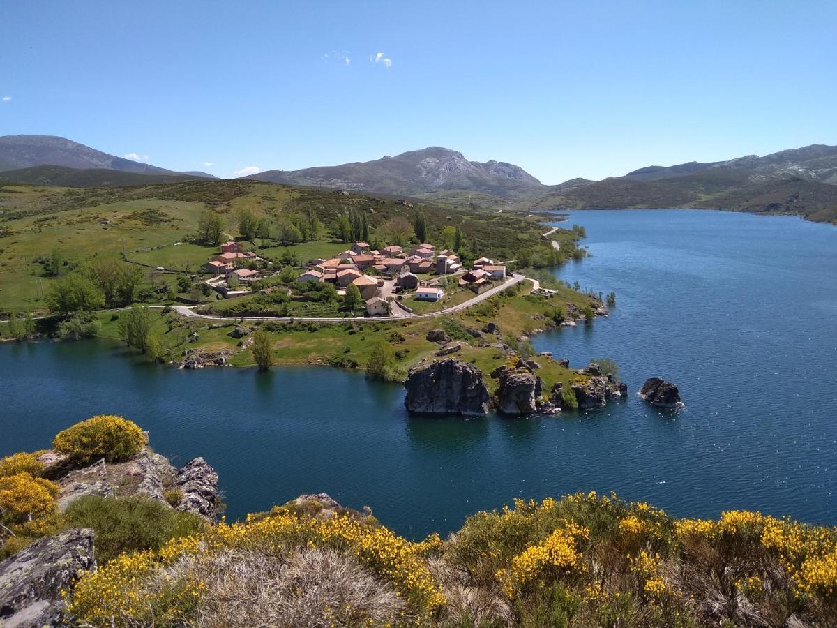 Casa Rural Ruralba Alba De Los Cardanos Ngoại thất bức ảnh